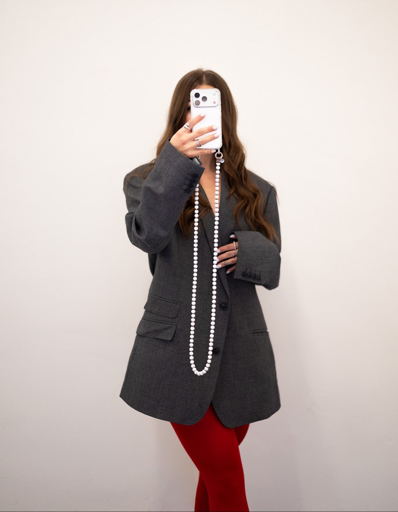 Korálkový popruh na telefon – New White