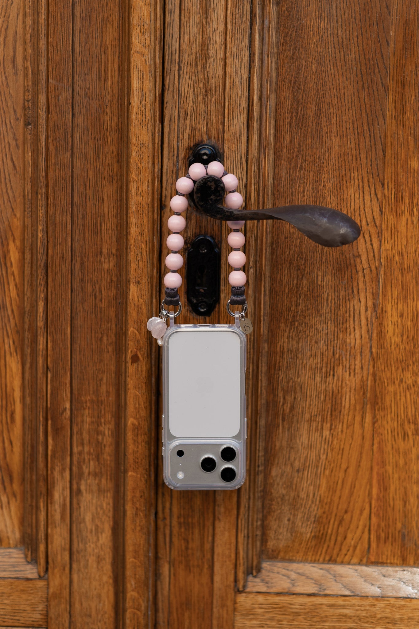 Mini korálkový popruh na telefon – Ballet Pink