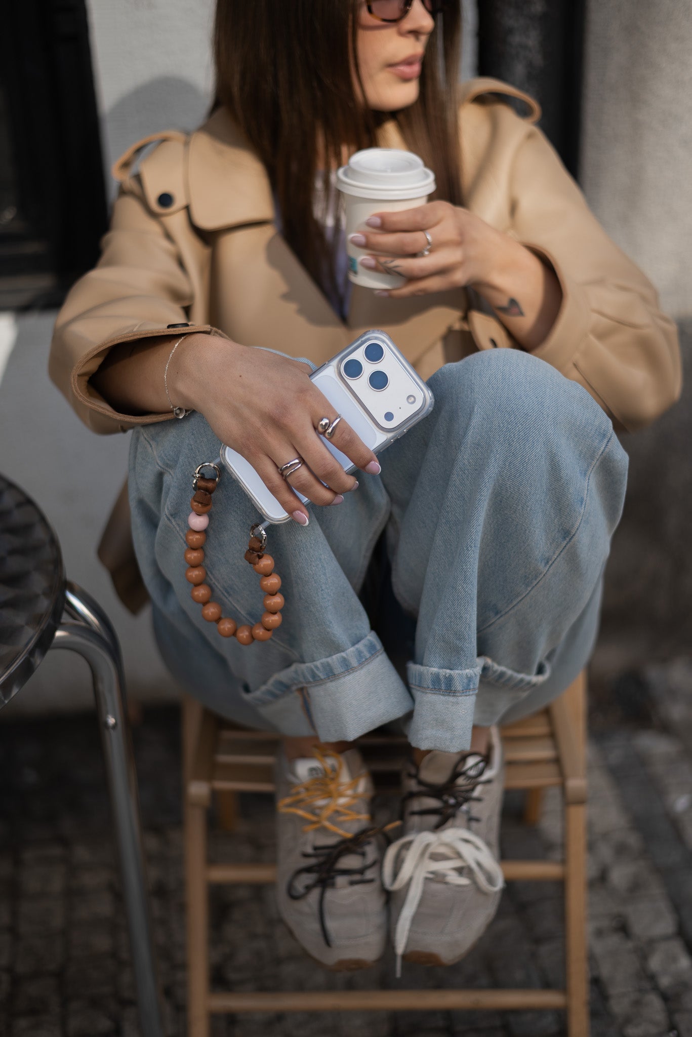 Mini korálkový popruh na telefon – Caramel Glow