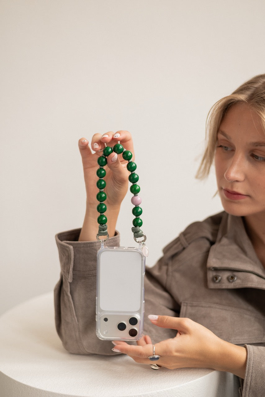 Mini korálkový popruh na telefon – Forest Violet