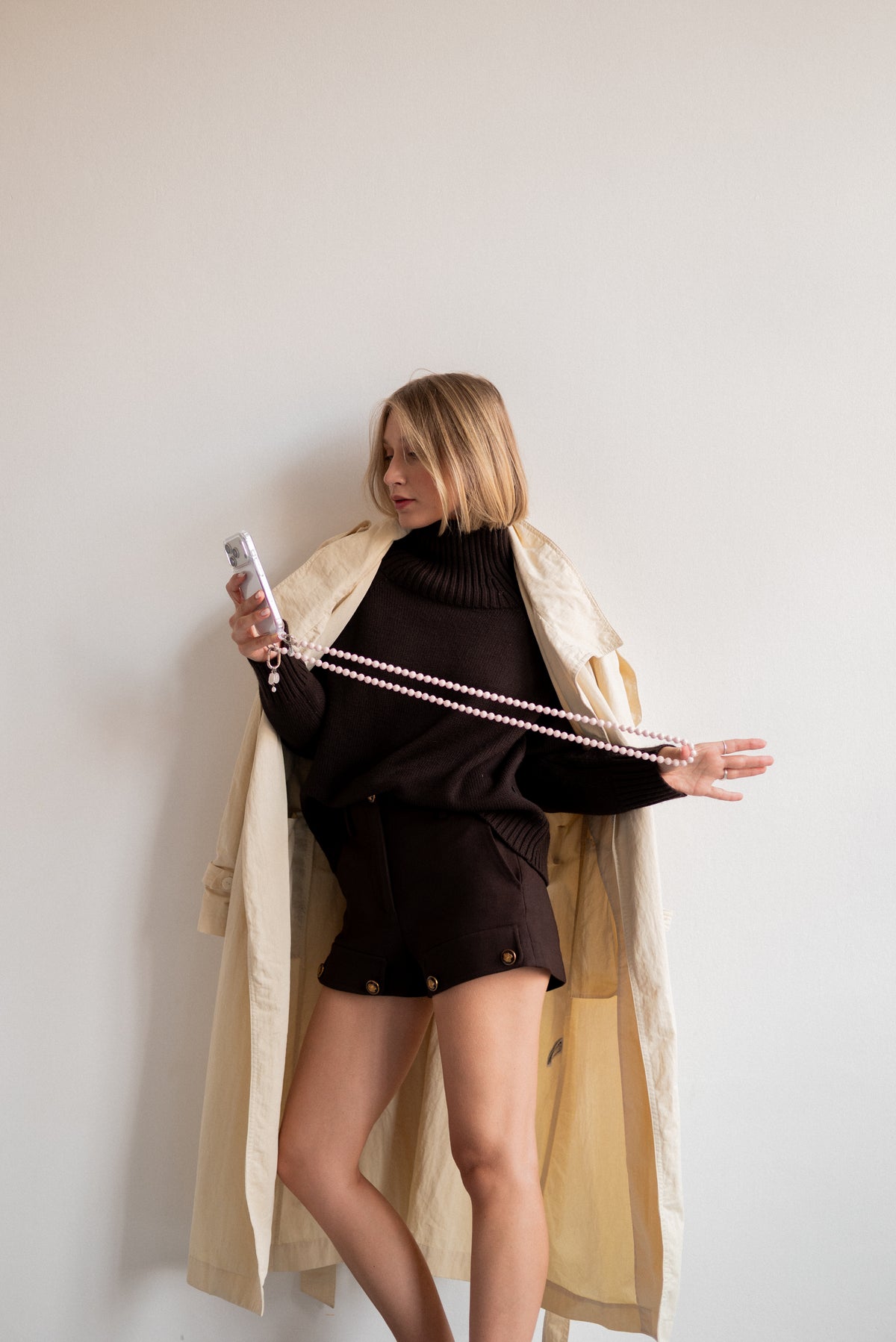 Korálkový popruh na telefon – Soft Blush