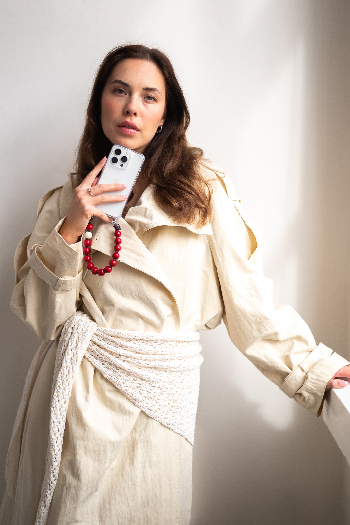 Mini korálkový popruh na telefon – Deep Red