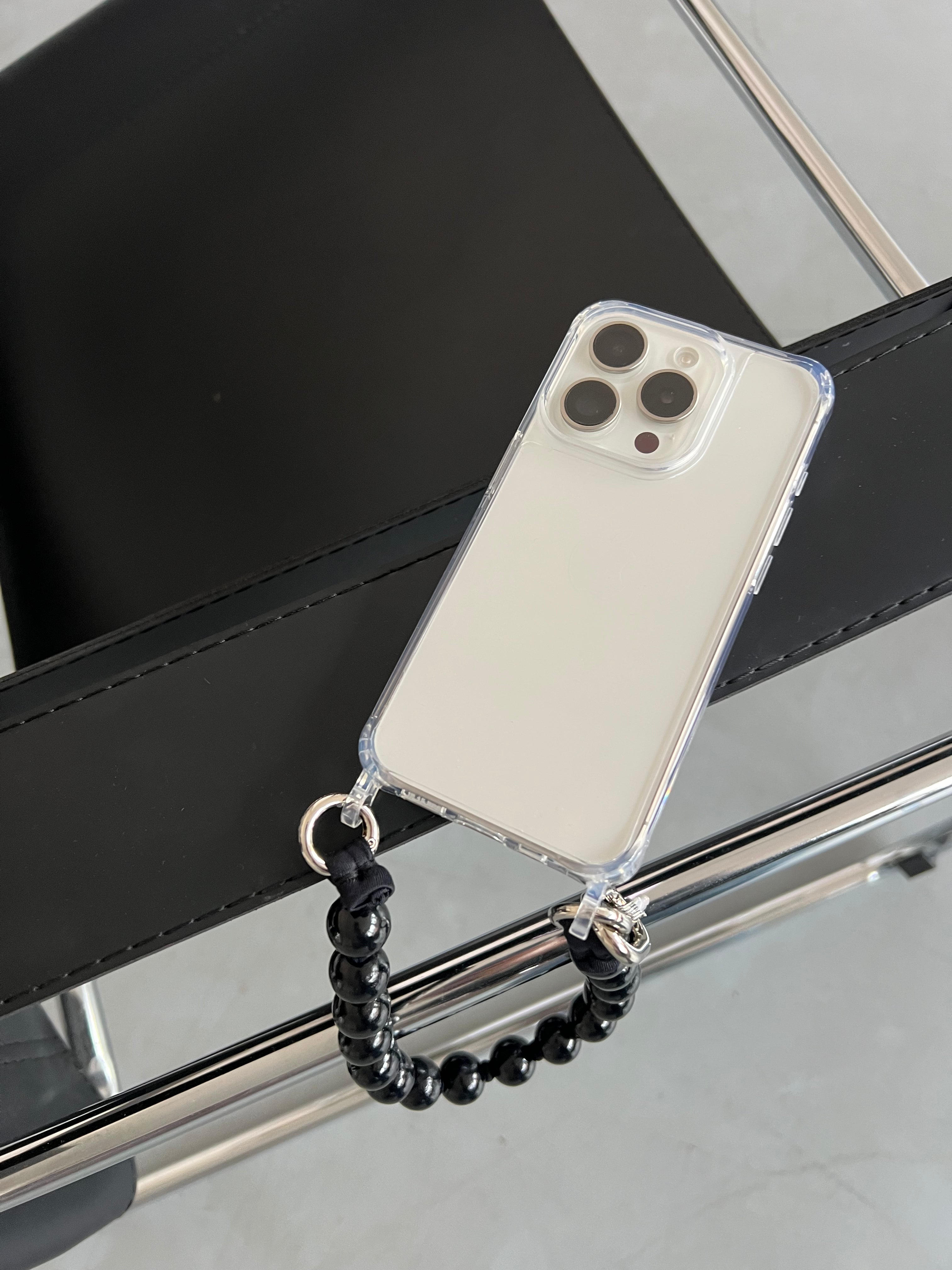 Mini korálkový popruh na telefon – černý