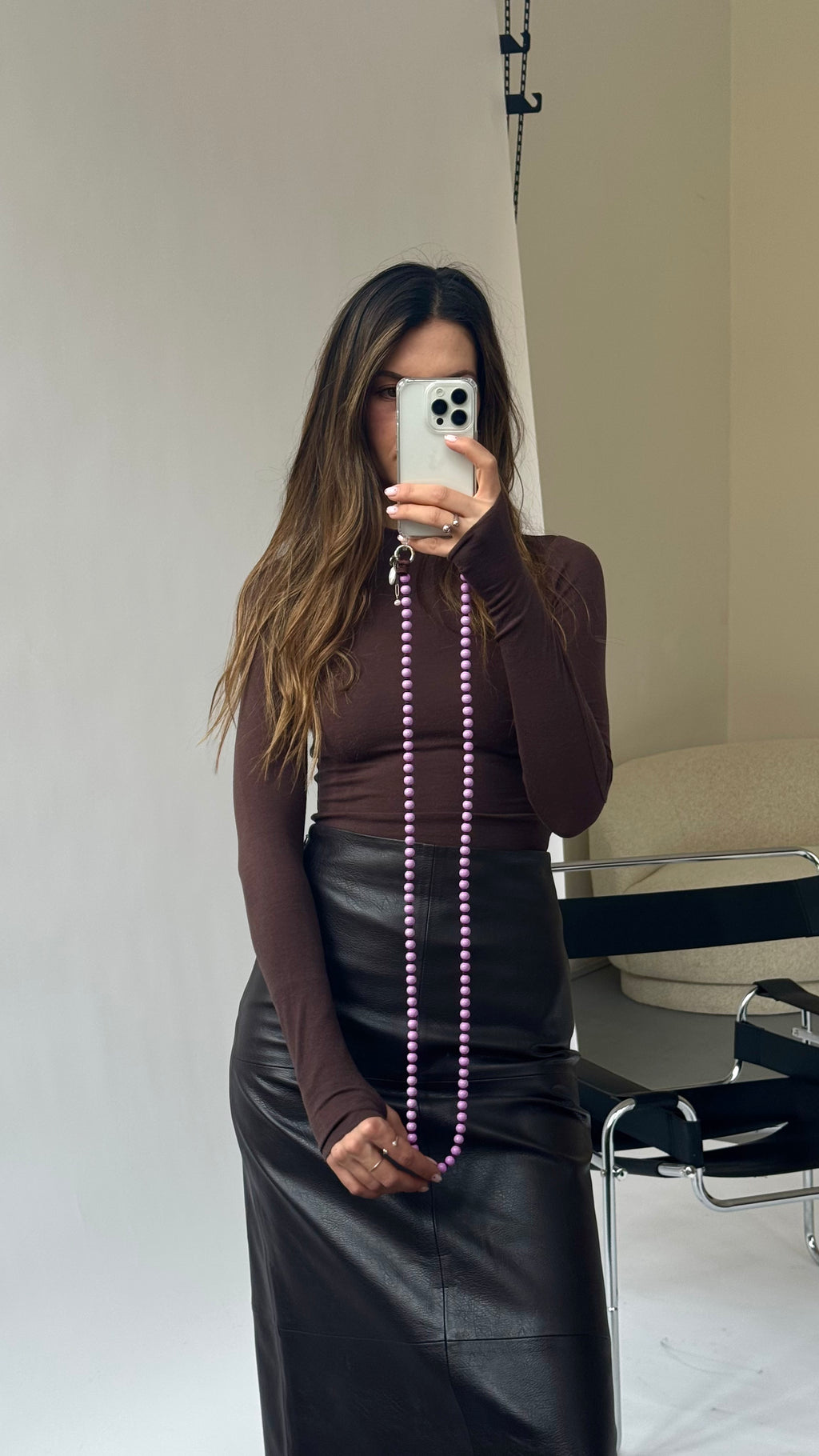 Korálkový popruh na telefon – Ultra Violet