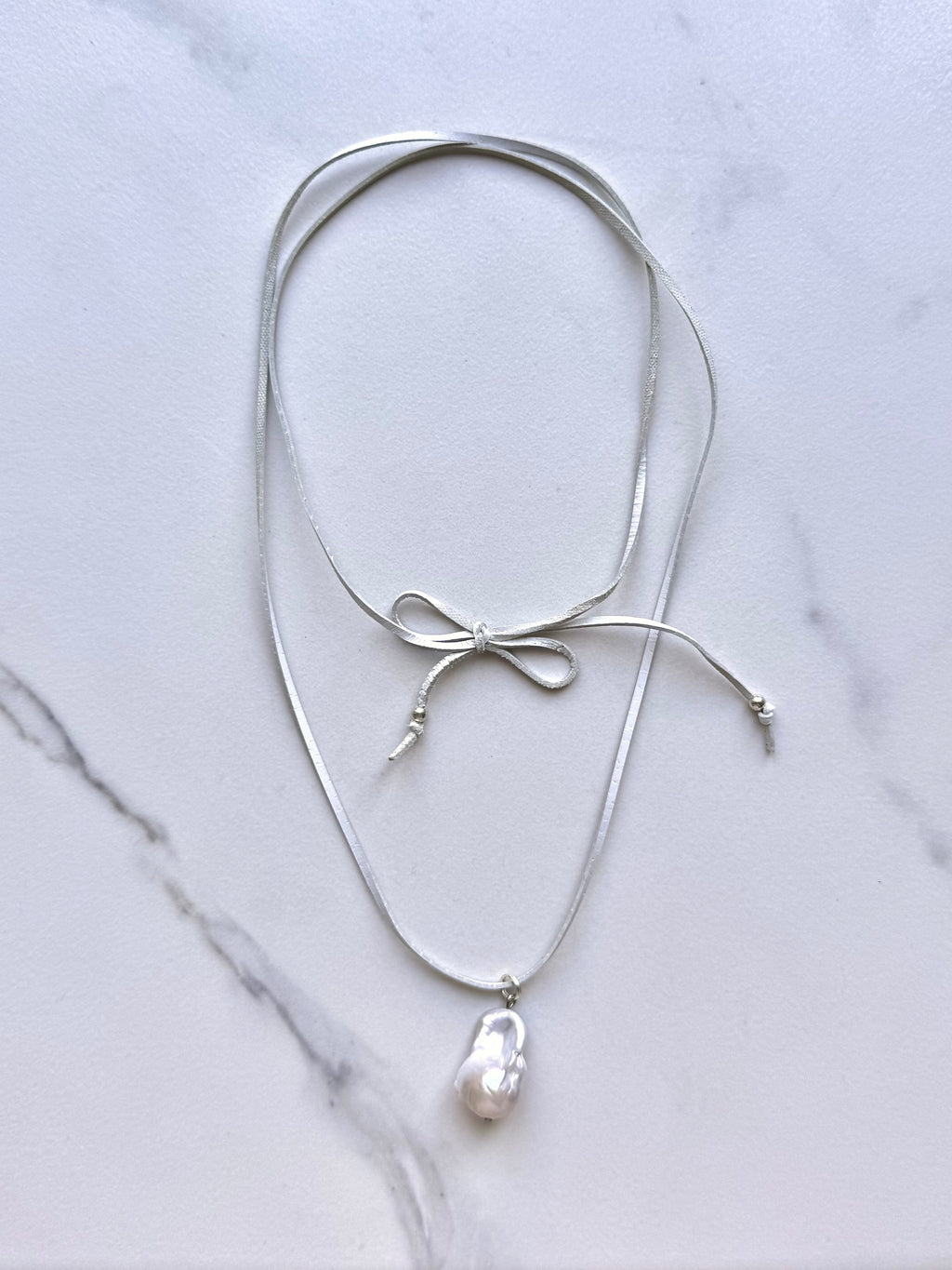 Náhrdelník Pearl Bow