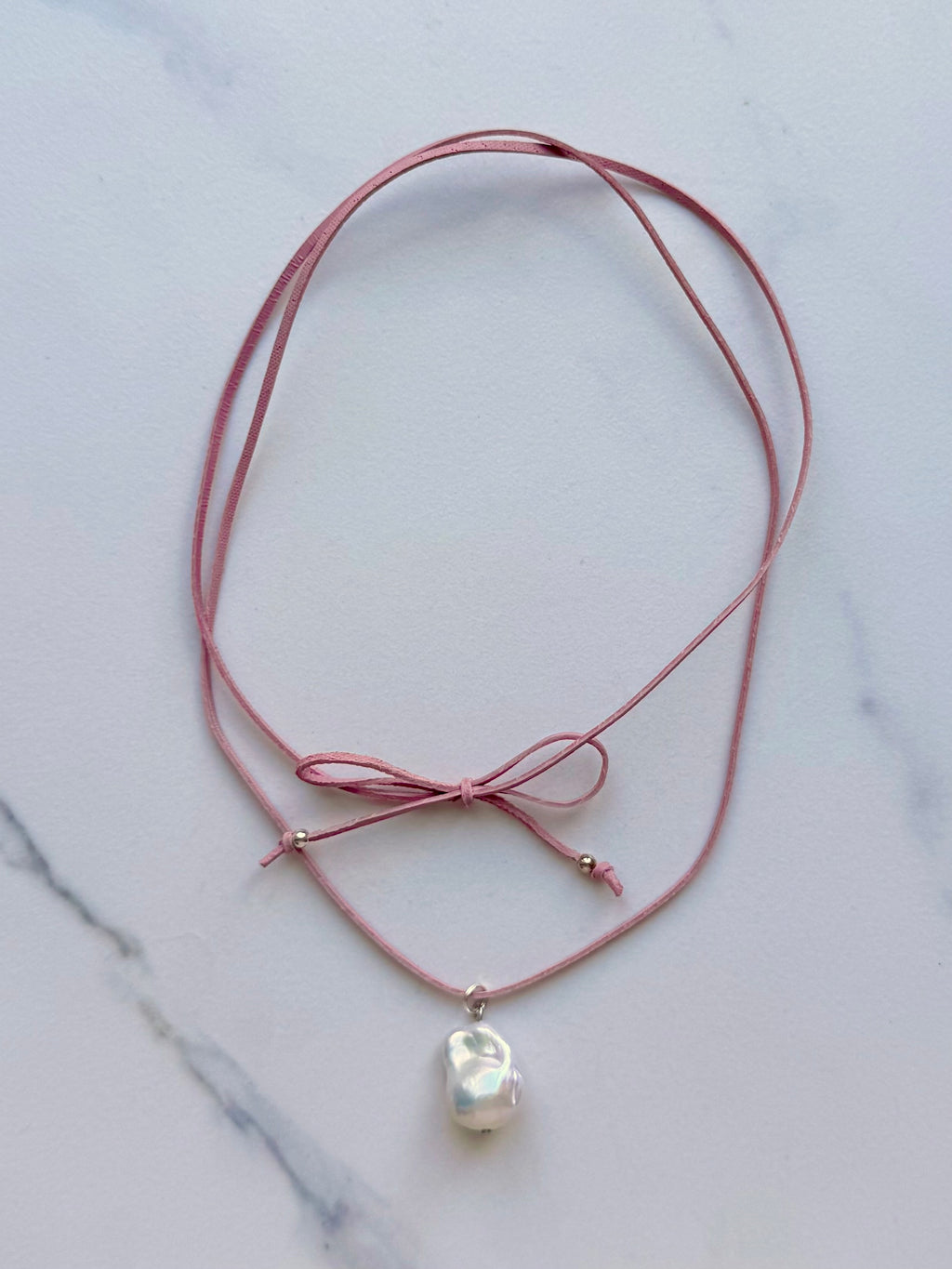 Náhrdelník Pearl Bow