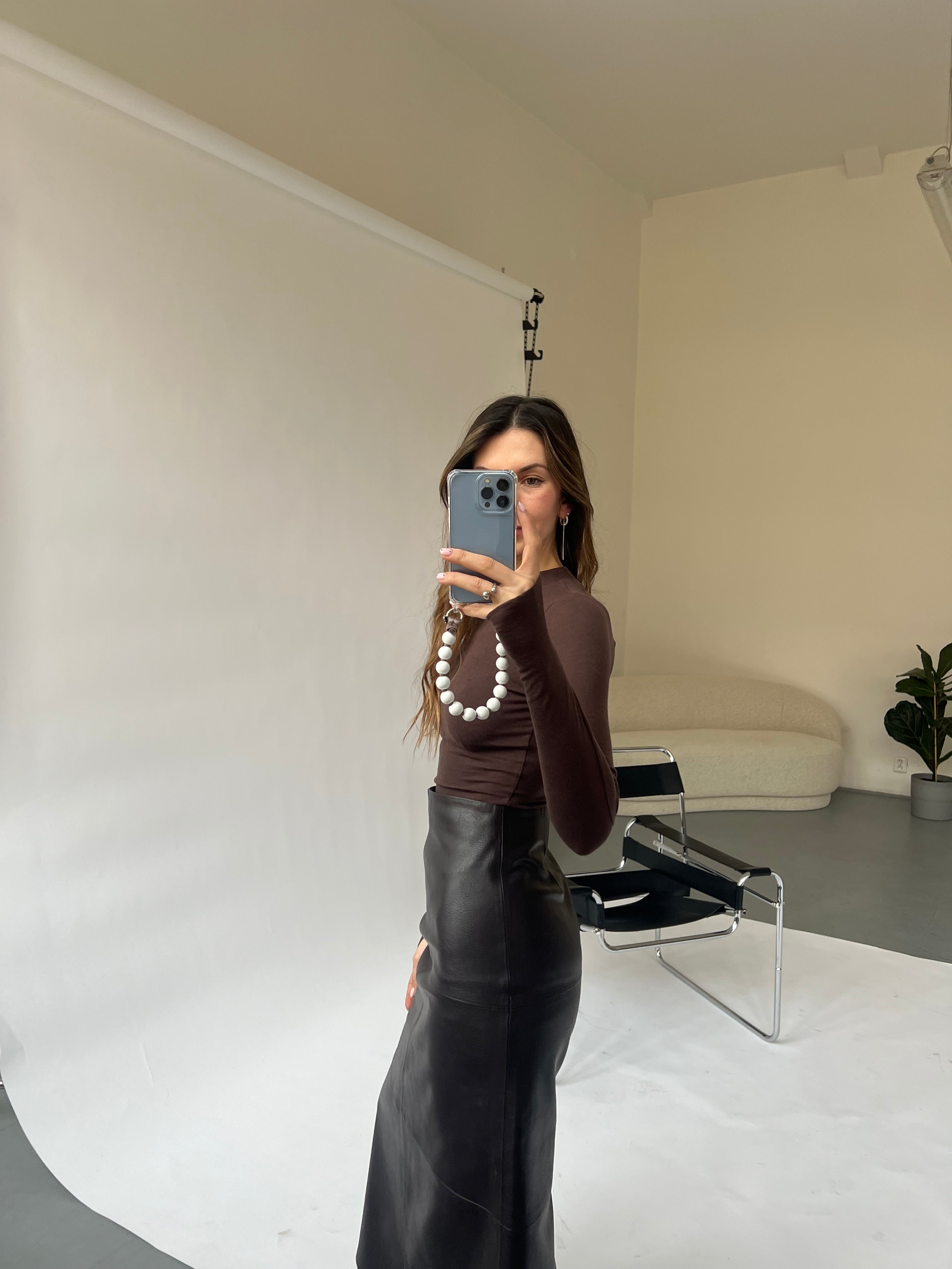 Mini korálkový popruh na telefon – New White