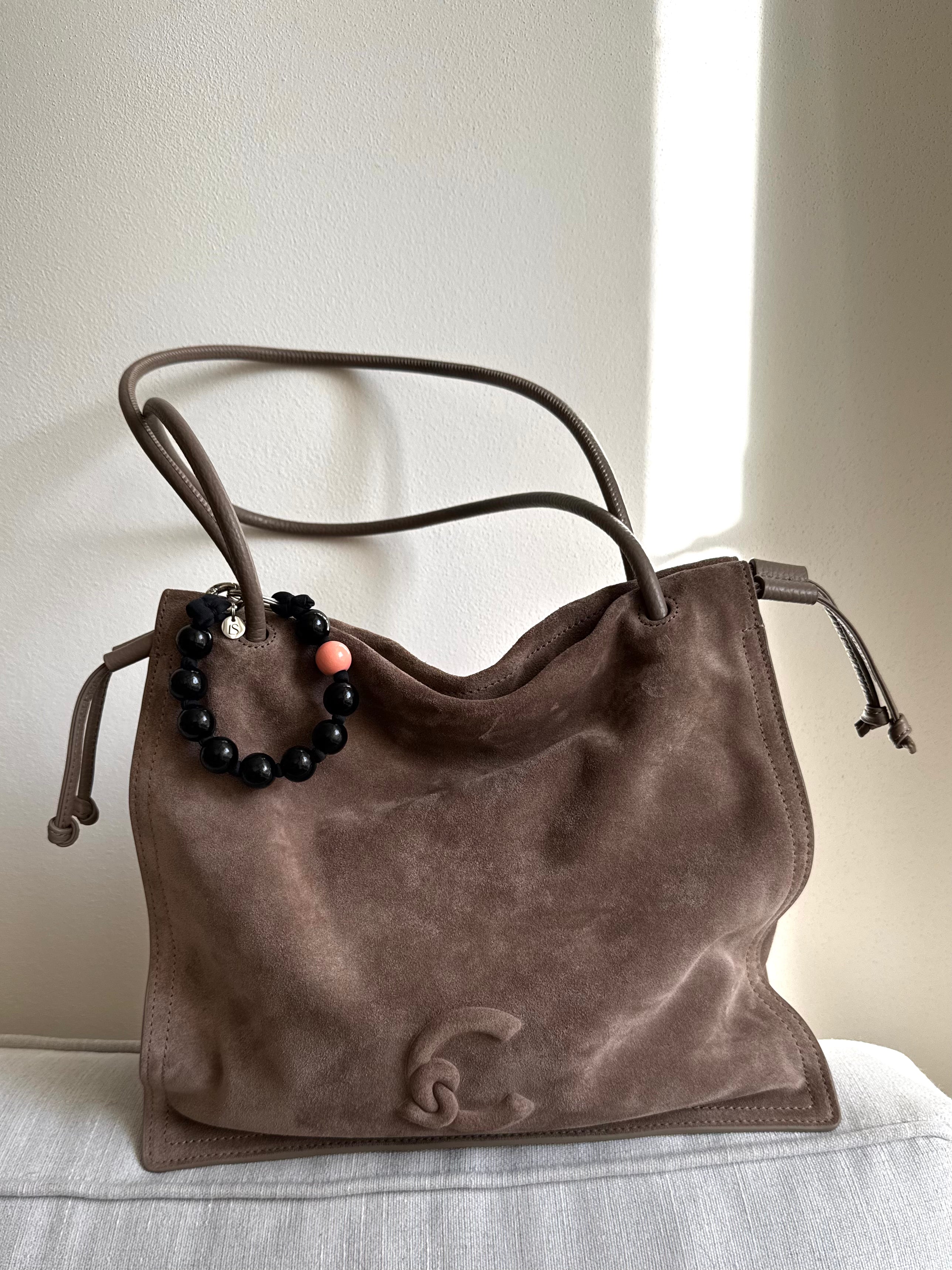 Keychain - black &amp; pink