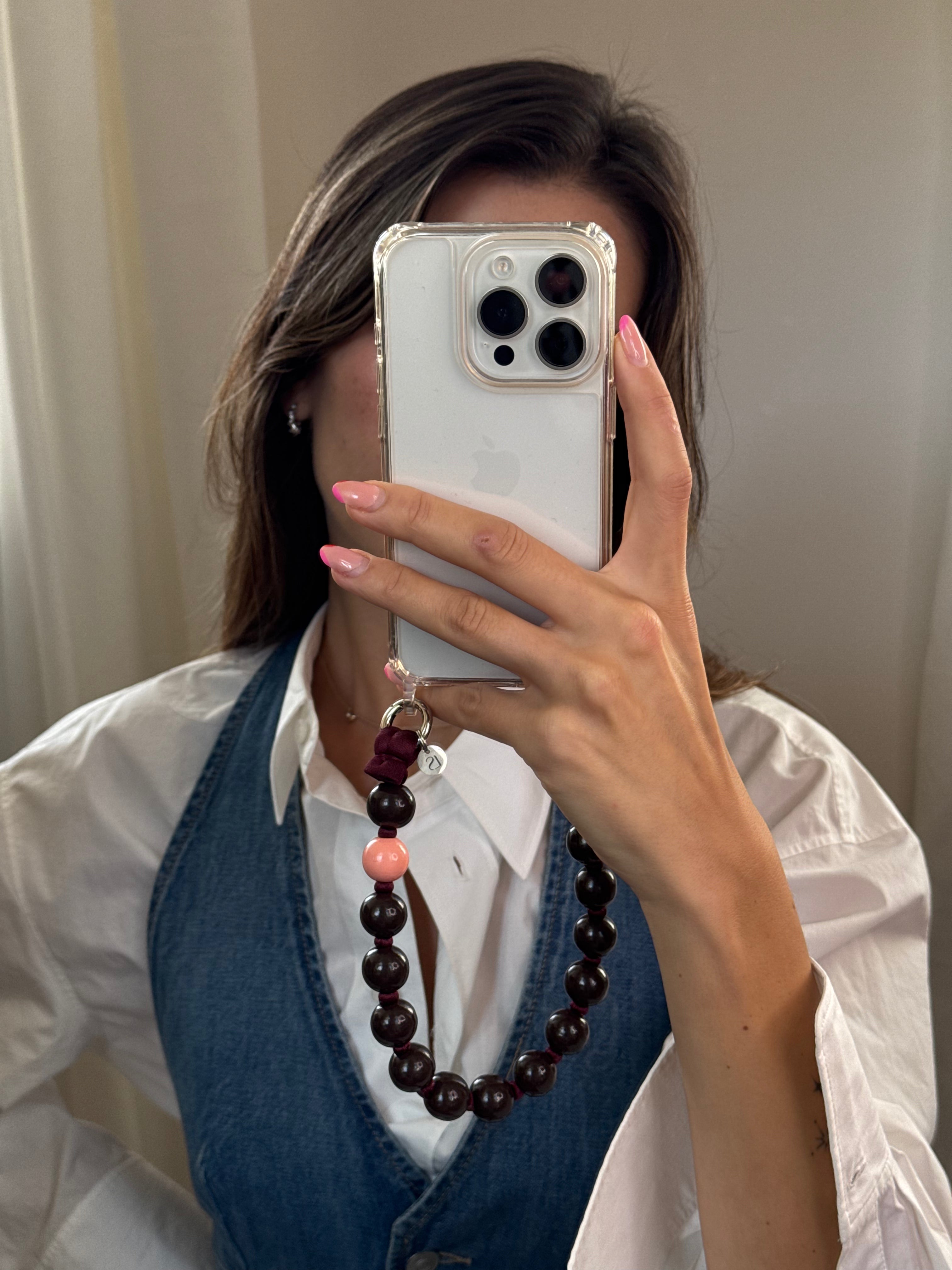 Mini korálkový popruh na telefon – hnědá & burgundy