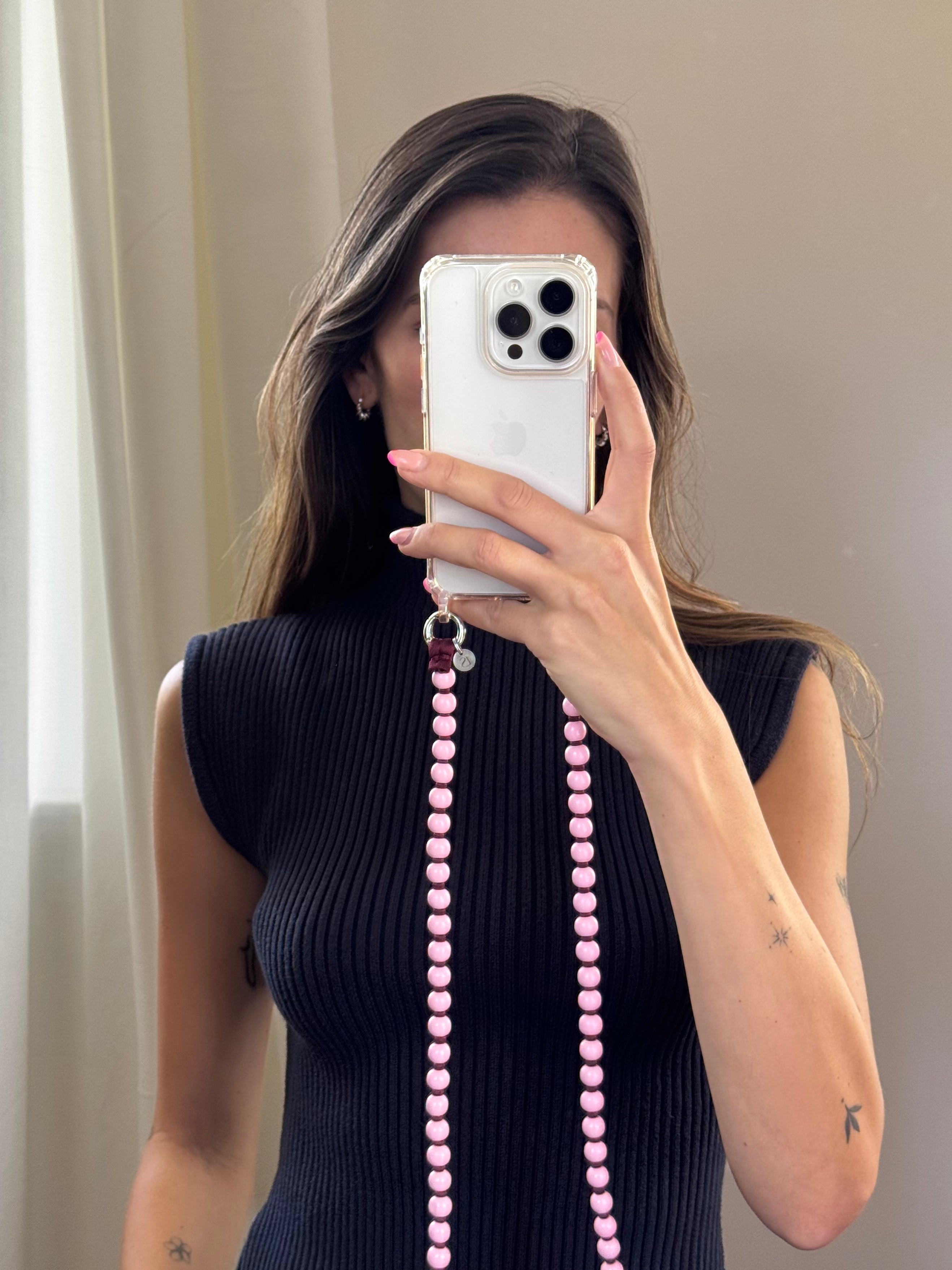 Korálkový popruh na telefon – růžová & burgundy