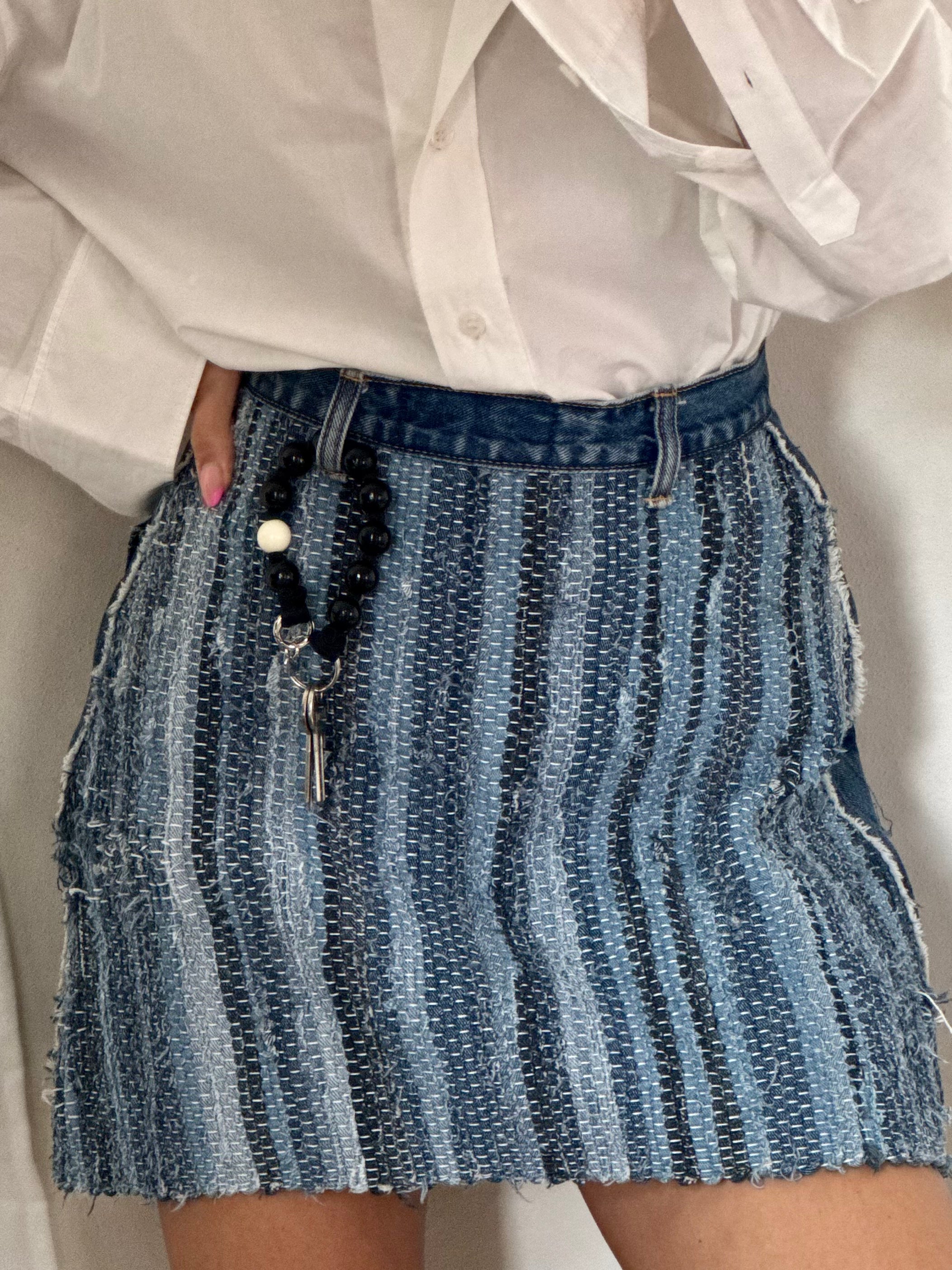 Keychain - black &amp; white