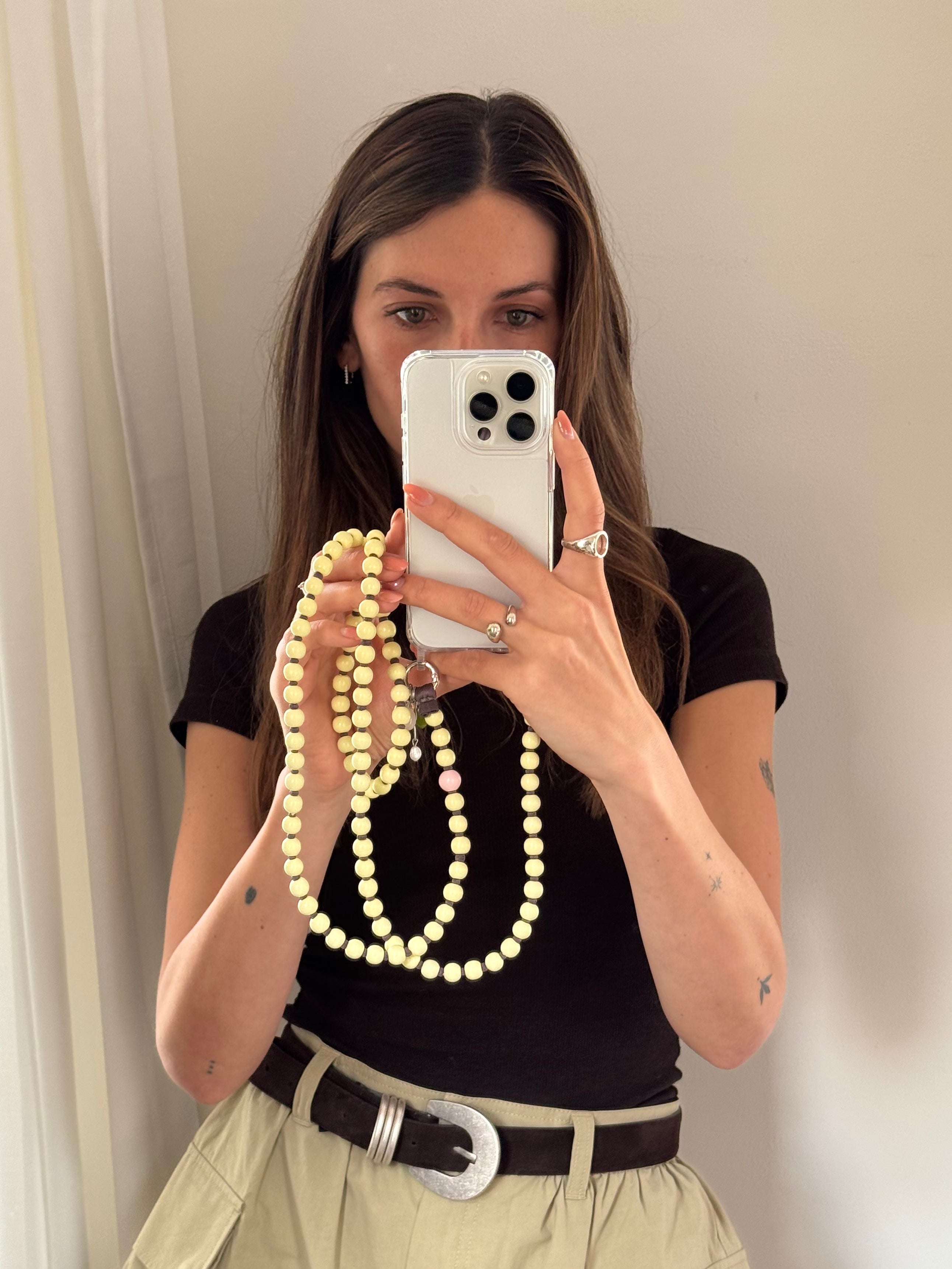 Korálkový popruh na telefon – Butter Muse