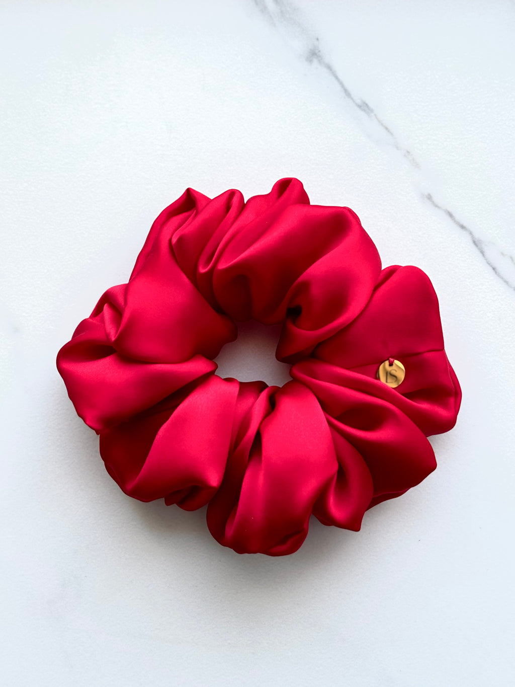 Scrunchie ze 100% hedvábného saténu - červená