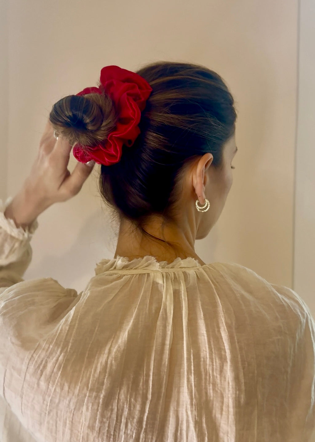 Scrunchie ze 100% hedvábného saténu - červená