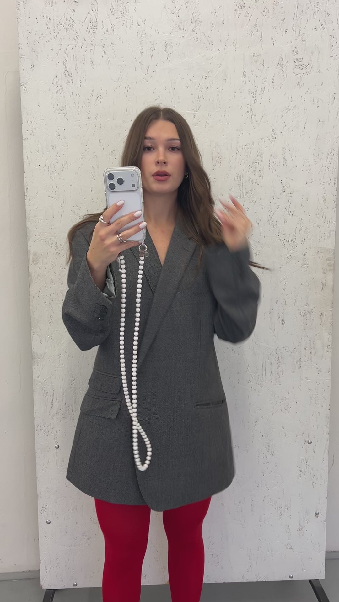 Korálkový popruh na telefon – New White