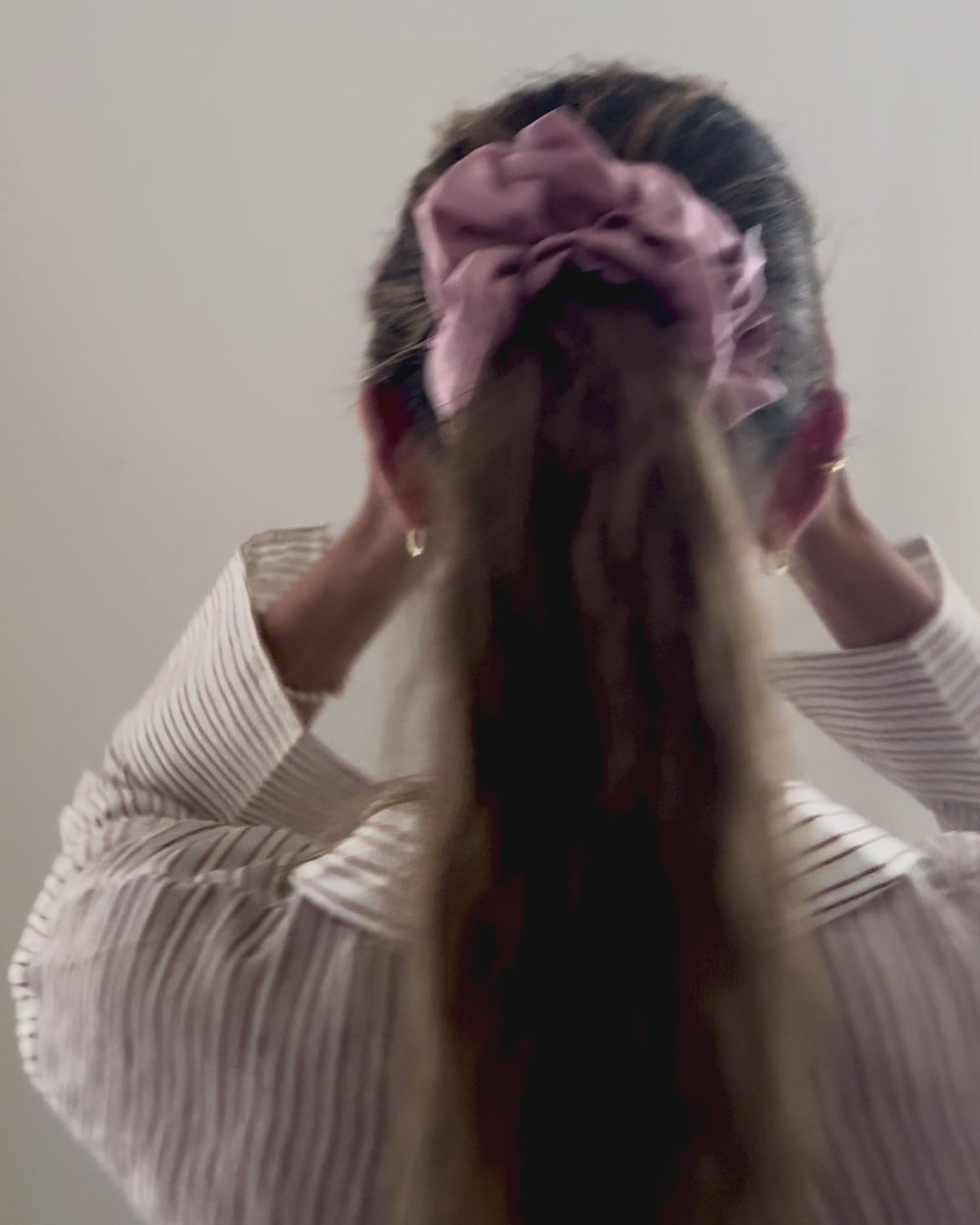 Scrunchie ze 100% hedvábného saténu - Rose