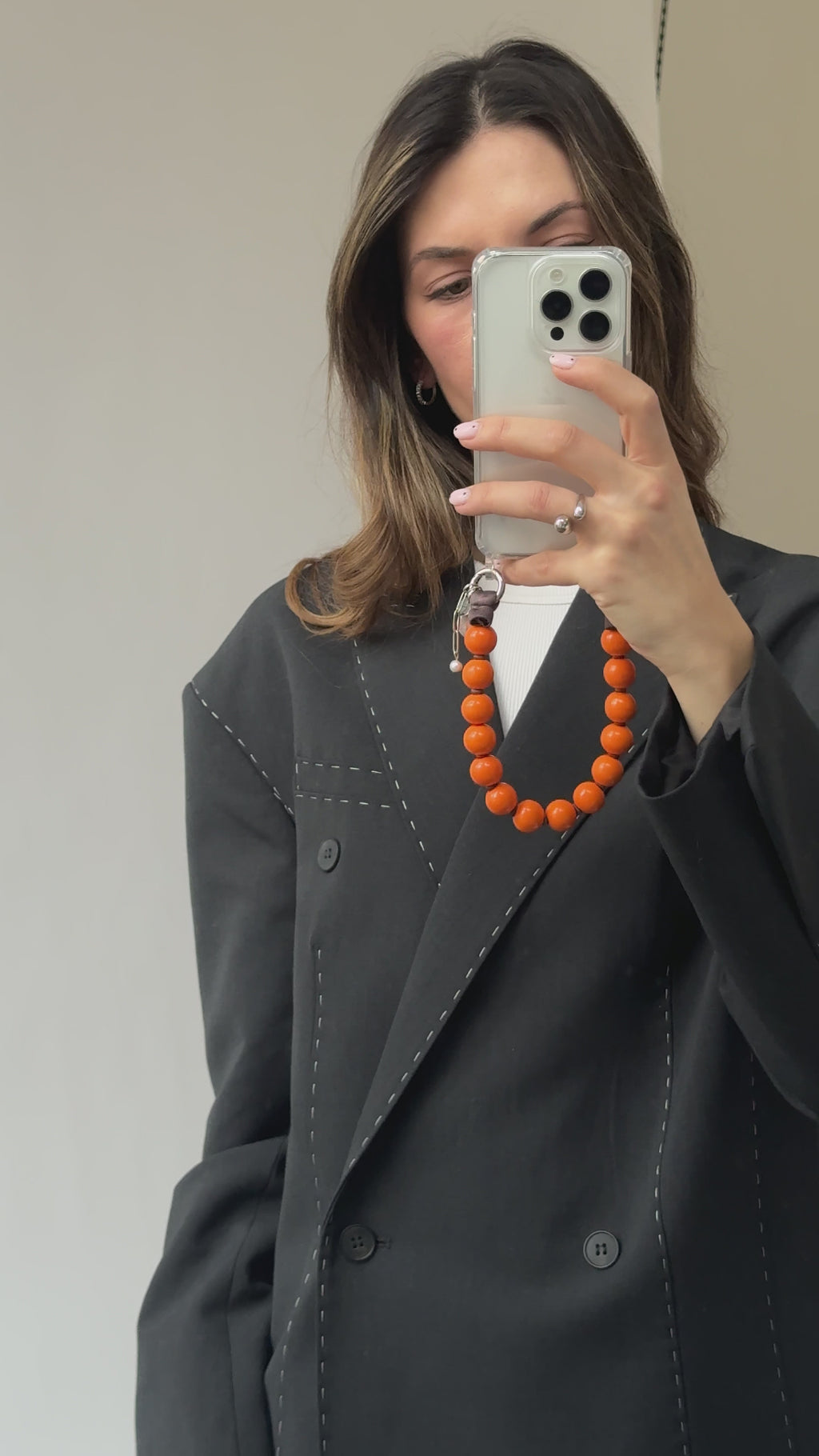Mini korálkový popruh na telefon – Calm Orange
